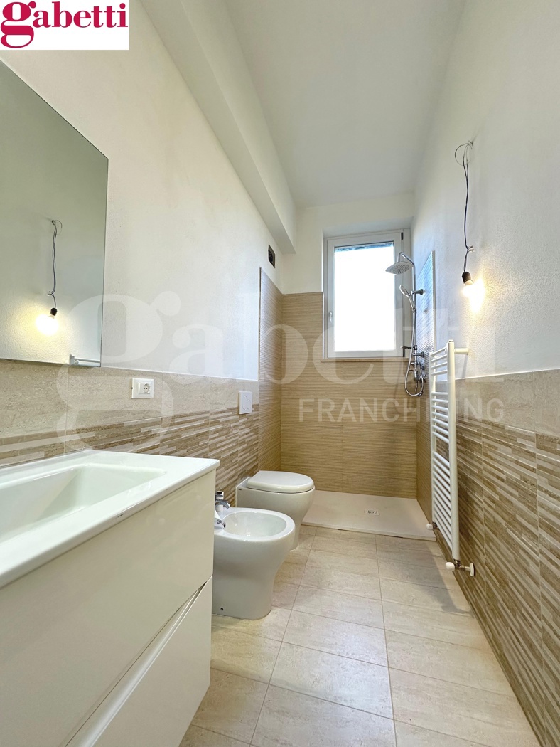 Trilocale con box a Monteriggioni