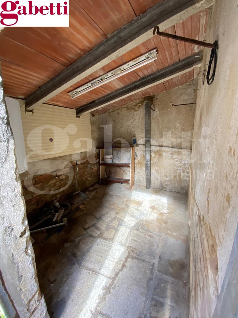 Quadrilocale con giardino a Asciano