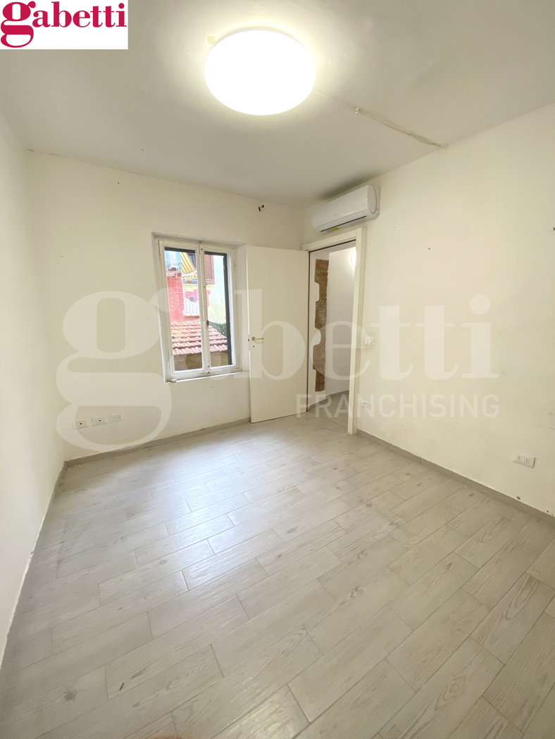 Quadrilocale con giardino a Asciano