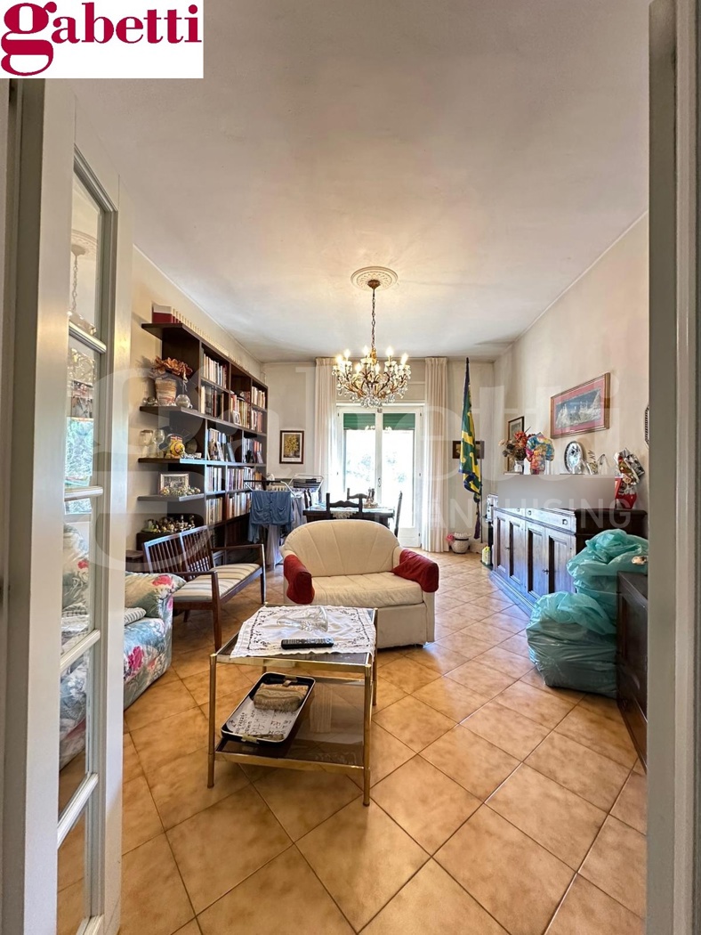 Appartamento con box doppio a Siena