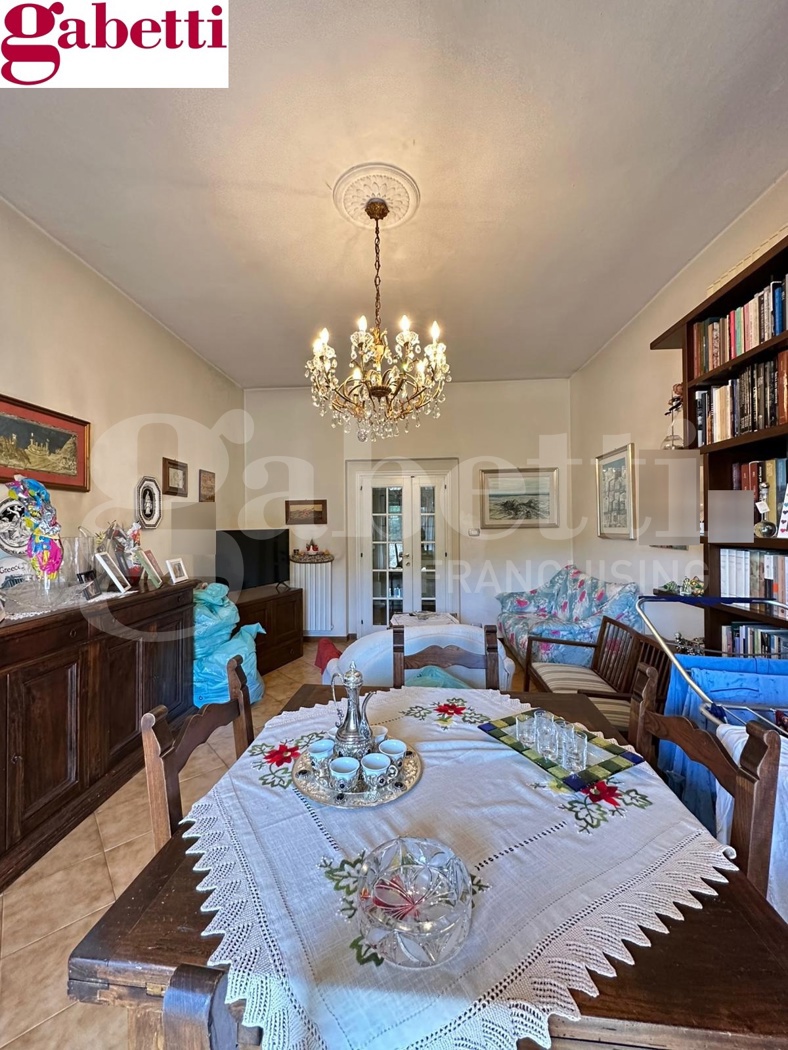 Appartamento con box doppio a Siena