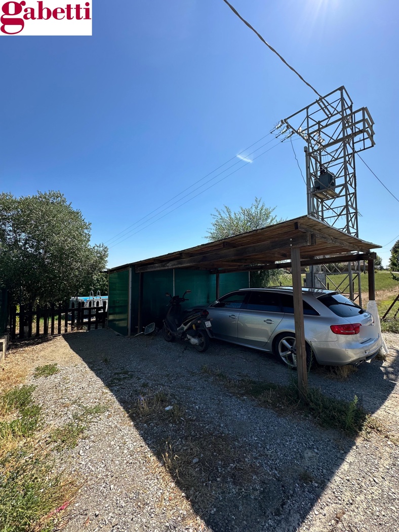Quadrilocale con giardino a Monteroni d'Arbia