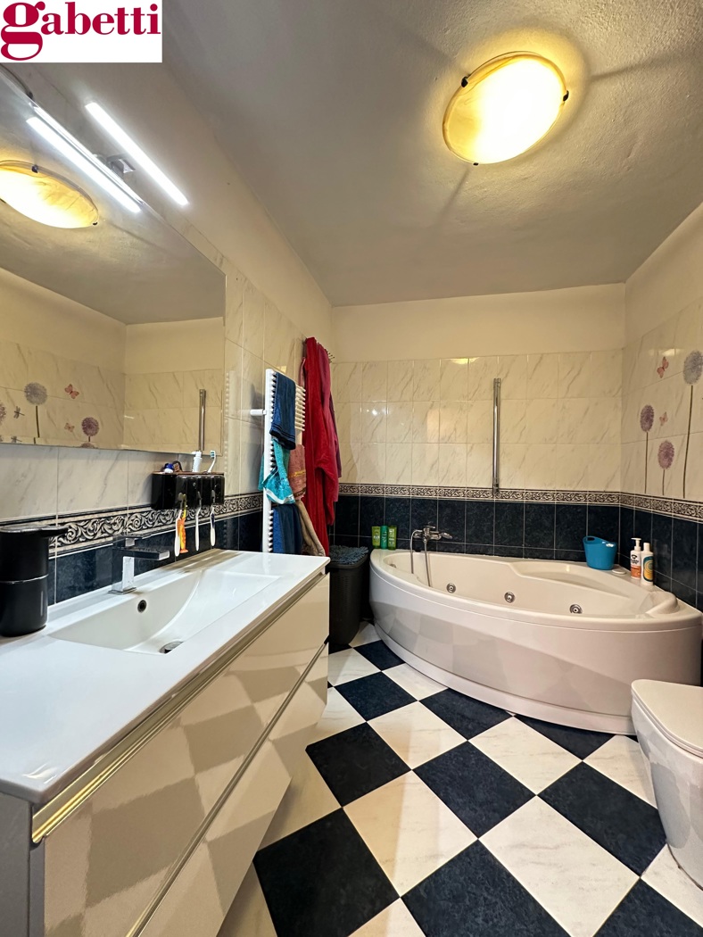 Quadrilocale con giardino a Monteroni d'Arbia