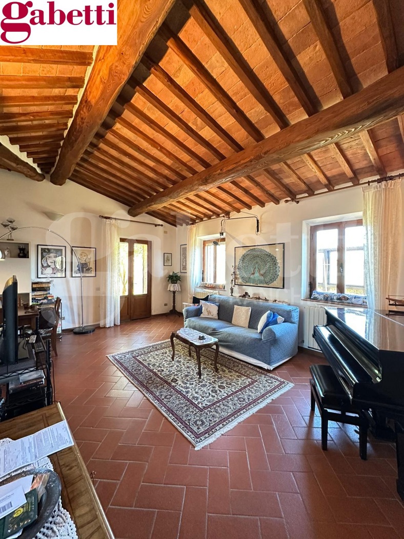 Quadrilocale con giardino a Castelnuovo Berardenga