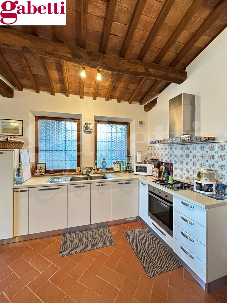 Quadrilocale con giardino a Castelnuovo Berardenga