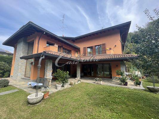 Villa in vendita a Carimate, Vedroni