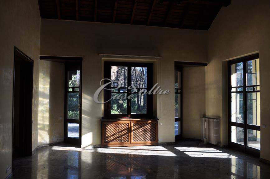 Villa in vendita a Carimate, Fagiana