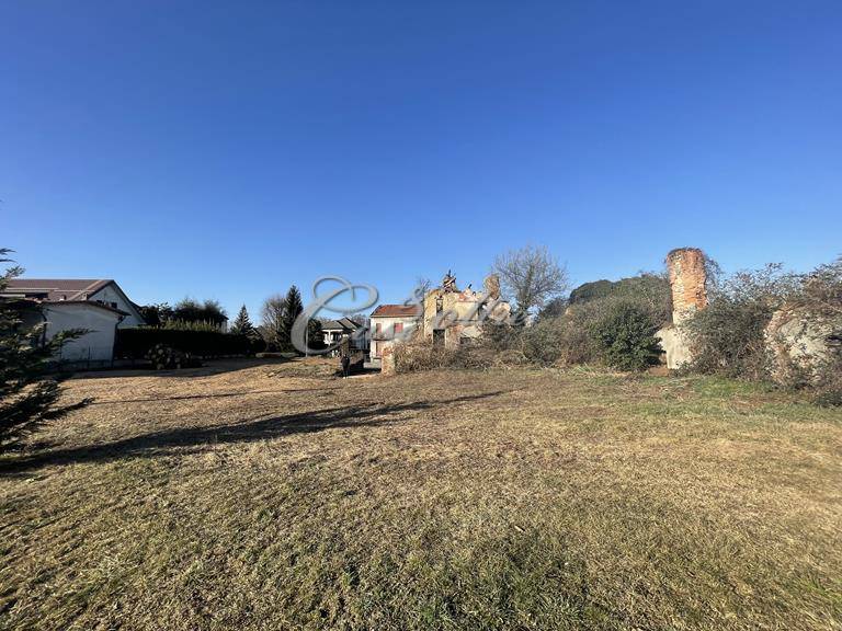 Terreno edificabile residenziale in vendita a Figino Serenza