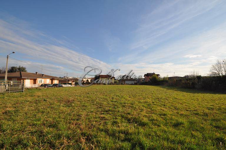 Terreno edificabile residenziale in vendita a Cermenate