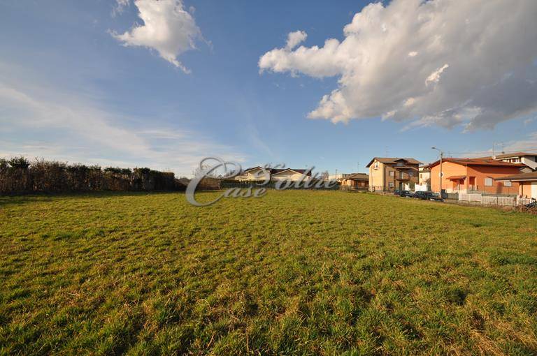Terreno edificabile residenziale in vendita a Cermenate