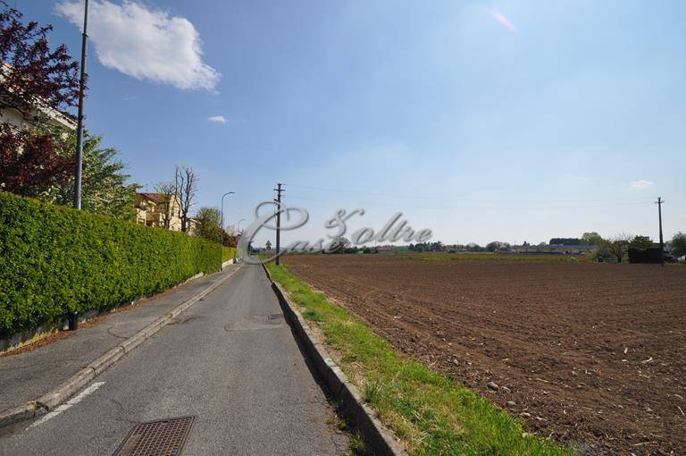 Terreno edificabile residenziale in vendita a Cermenate