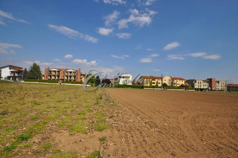 Terreno edificabile residenziale in vendita a Cermenate