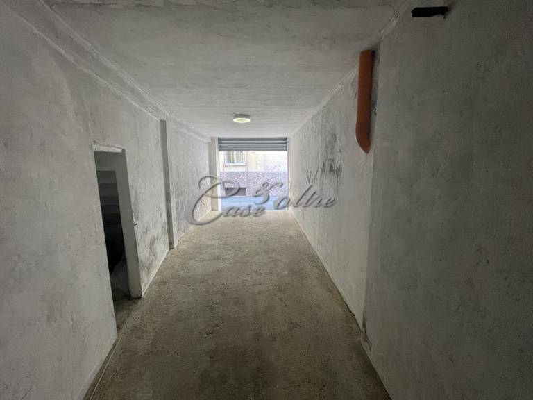 Box o garage in vendita a Cant