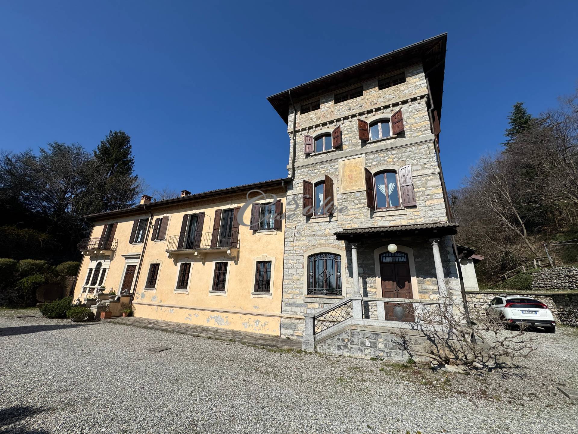 Villa d\'epoca in vendita a Como, Bronno