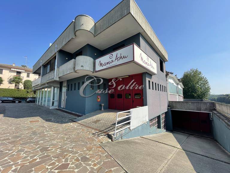 Capannone in vendita a Novedrate