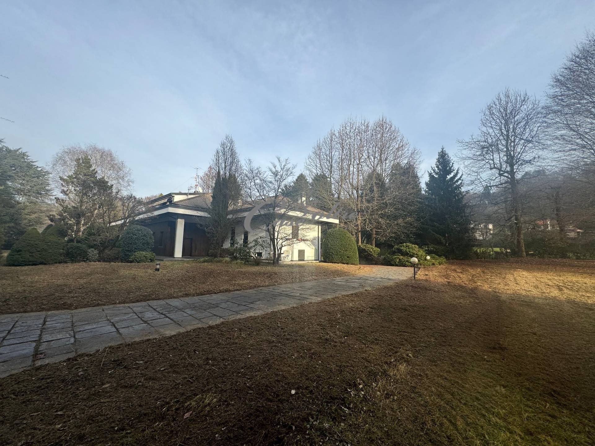 Villa in vendita a Carimate, Vedroni