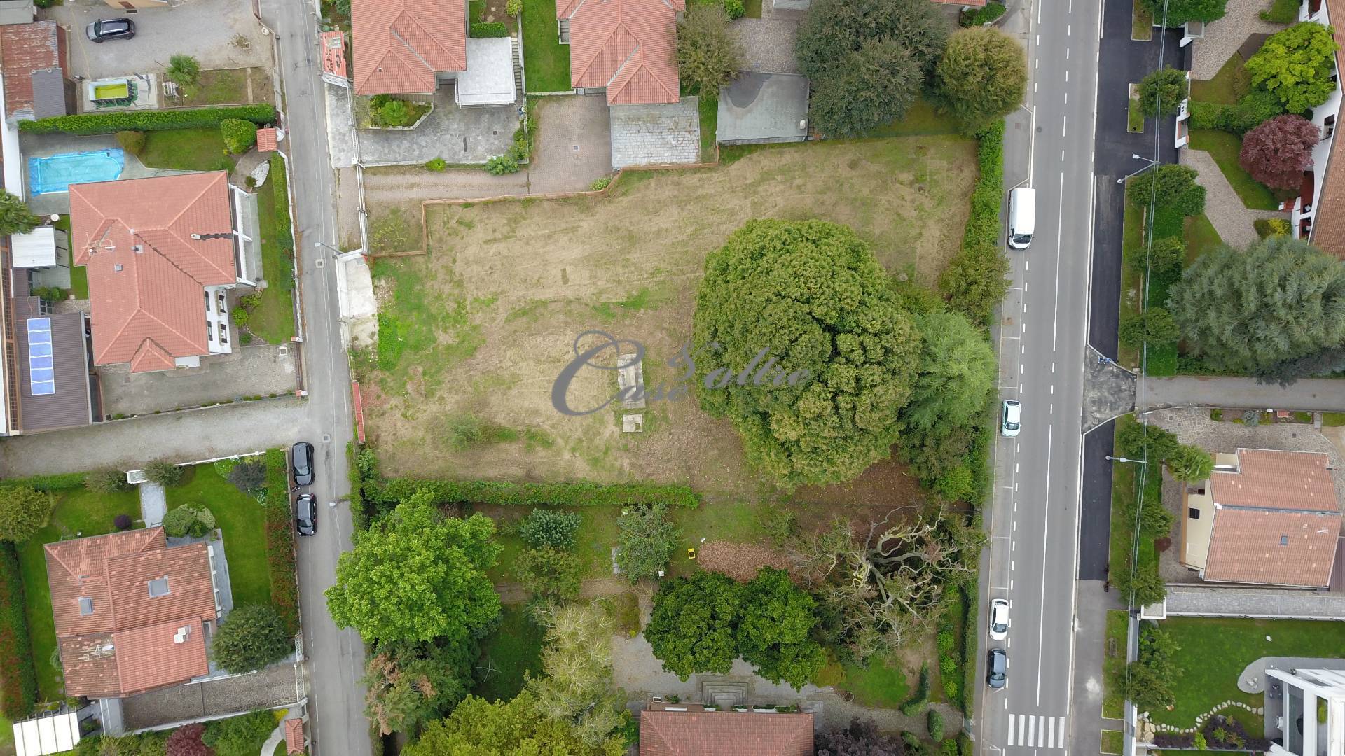 Terreno edificabile residenziale in vendita a Rovellasca