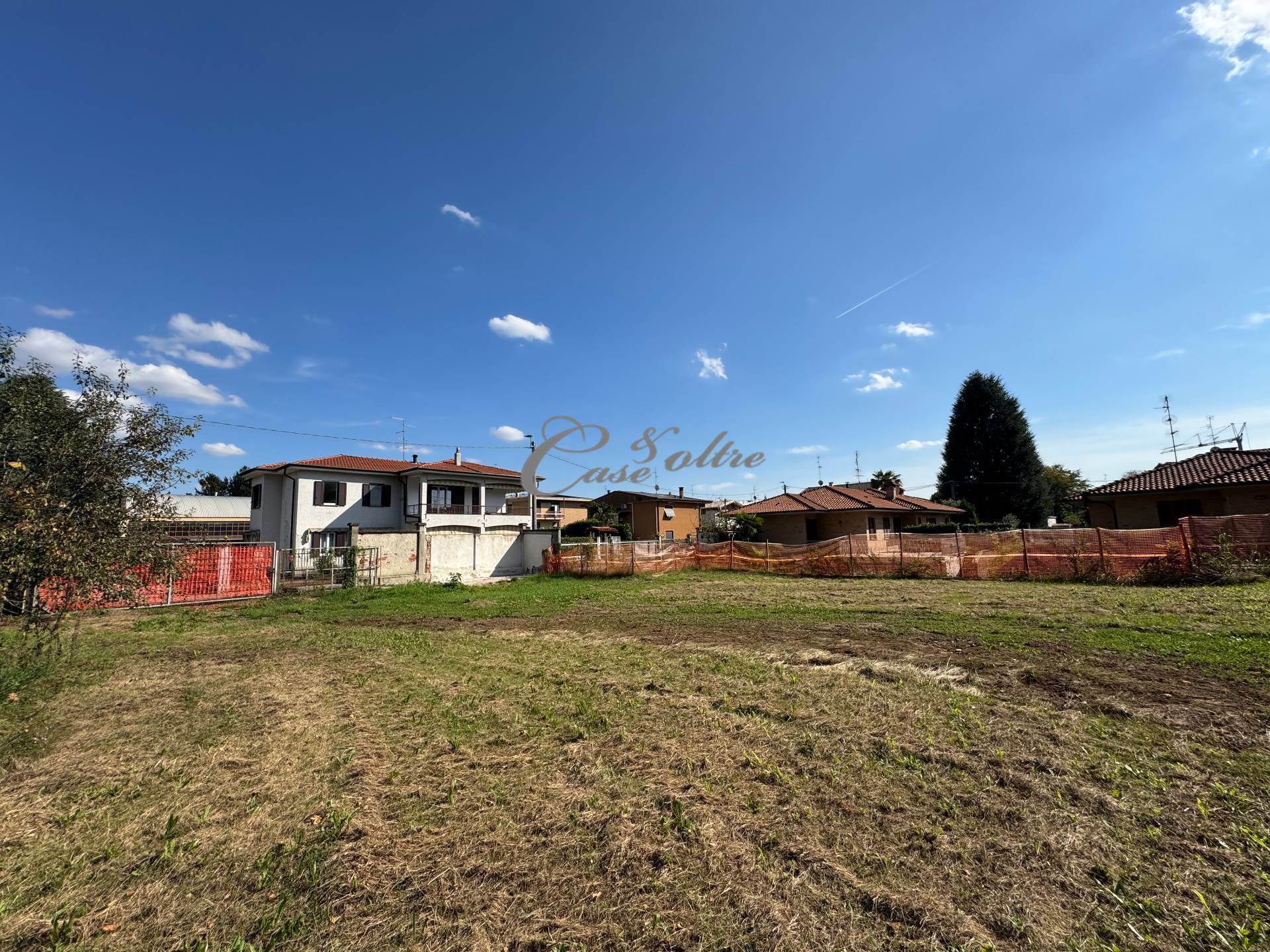 Terreno edificabile residenziale in vendita a Rovellasca