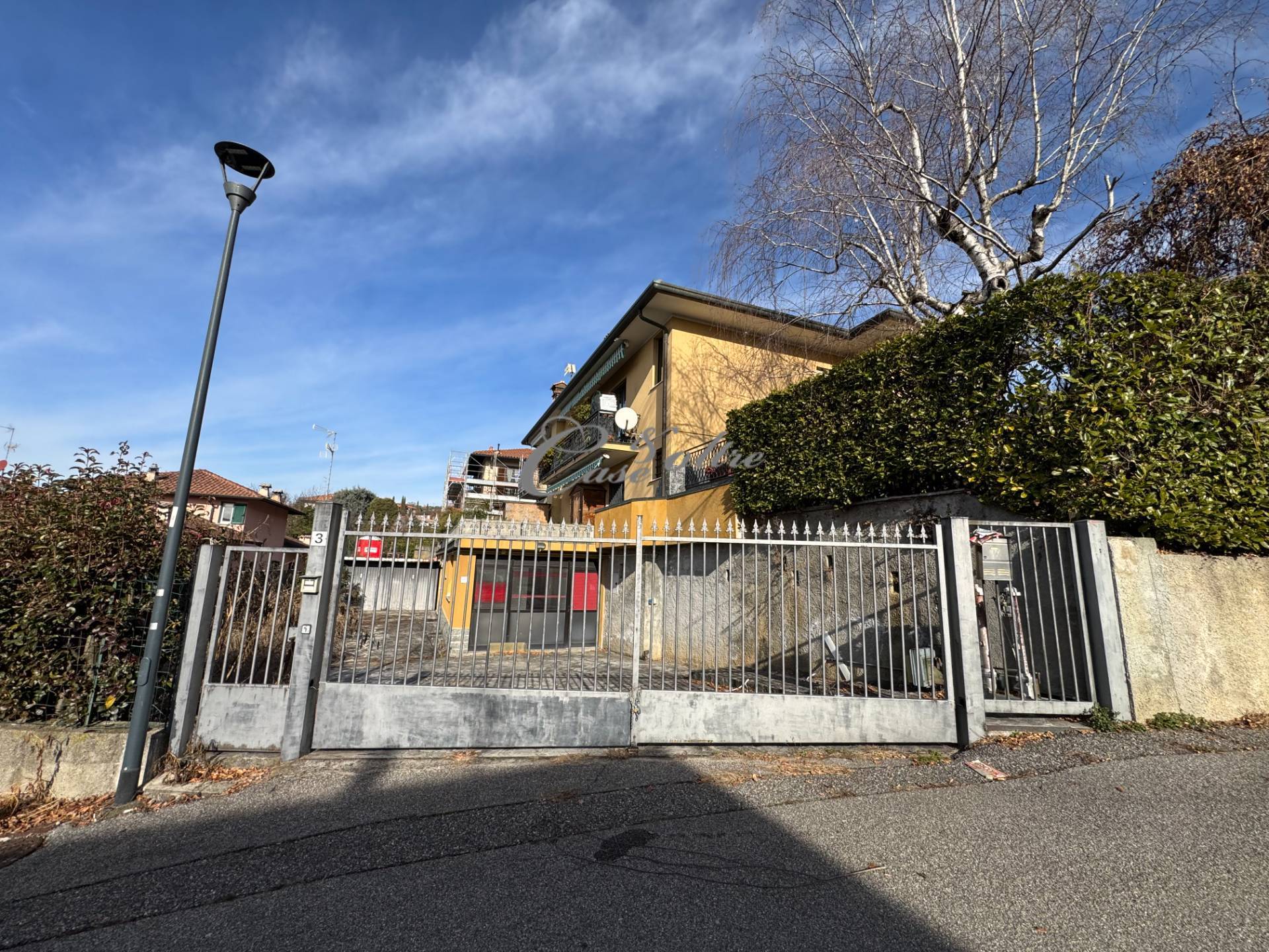 Magazzino in vendita a Capiago Intimiano, Intimiano