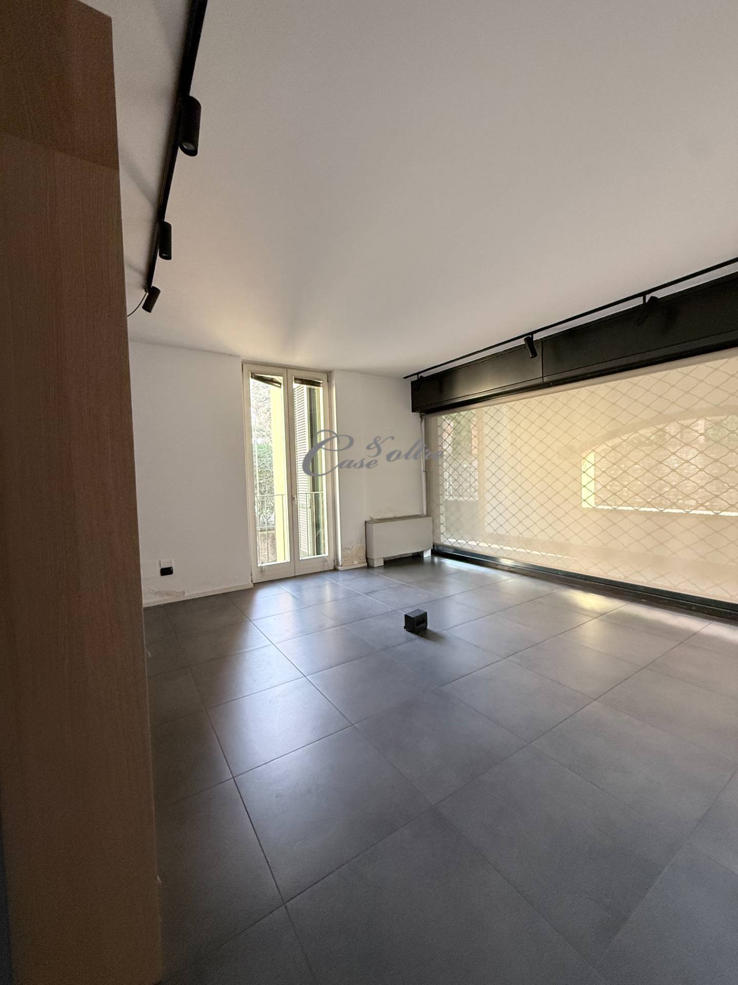Ufficio in affitto a Carimate