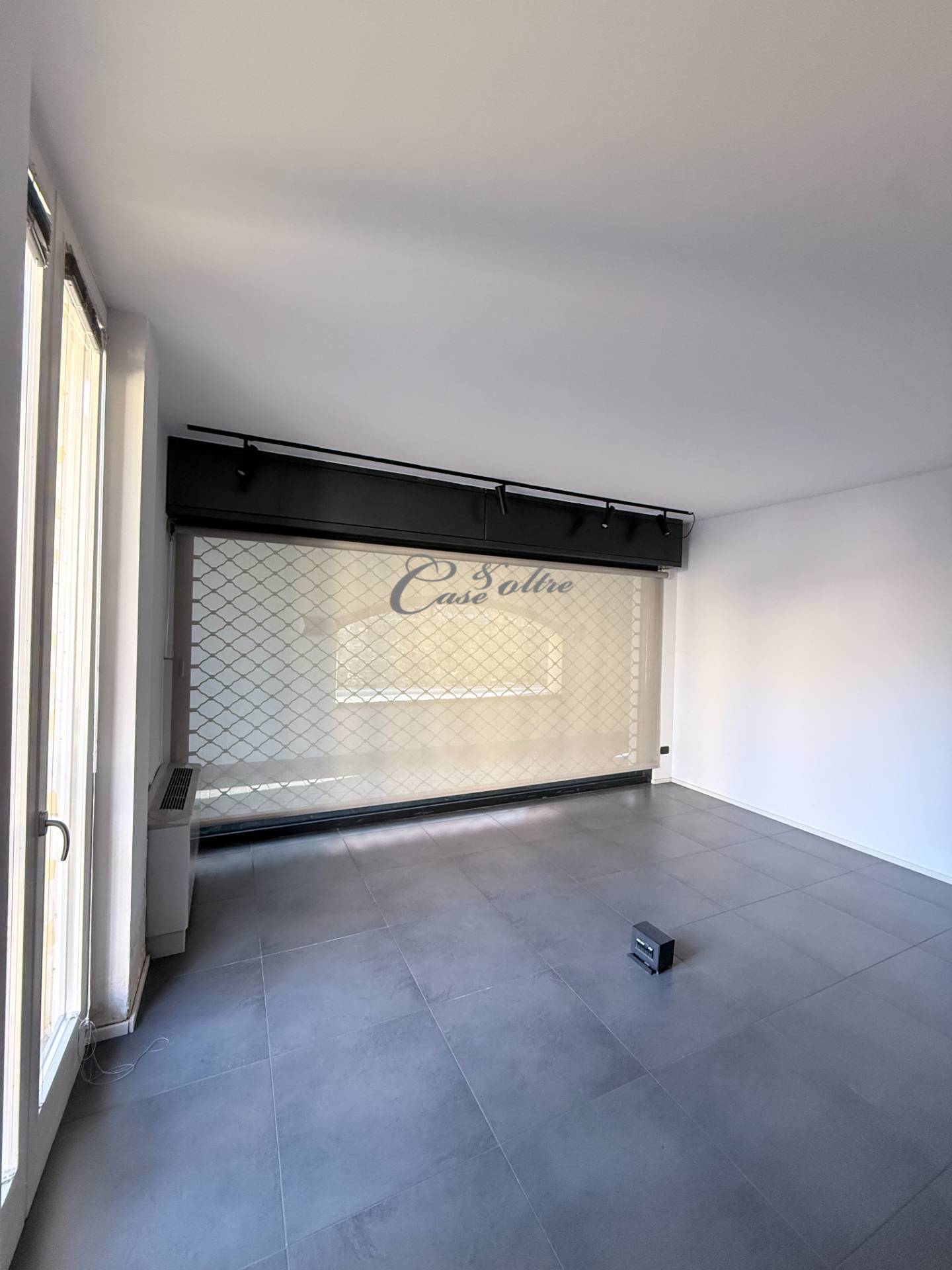 Ufficio in affitto a Carimate