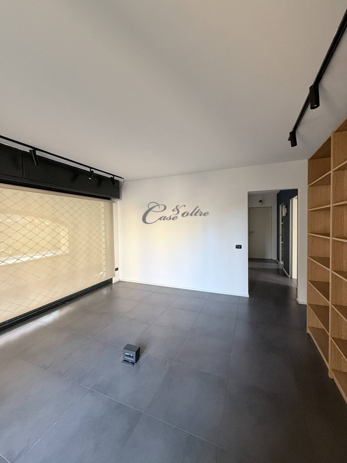 Ufficio in affitto a Carimate