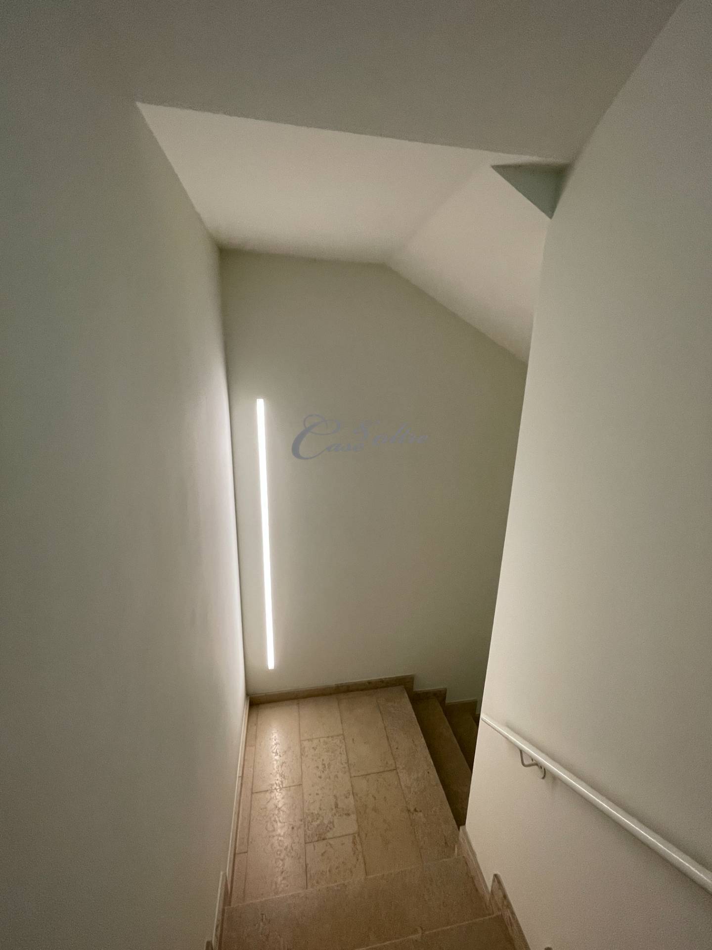 Box o garage in vendita a Seregno