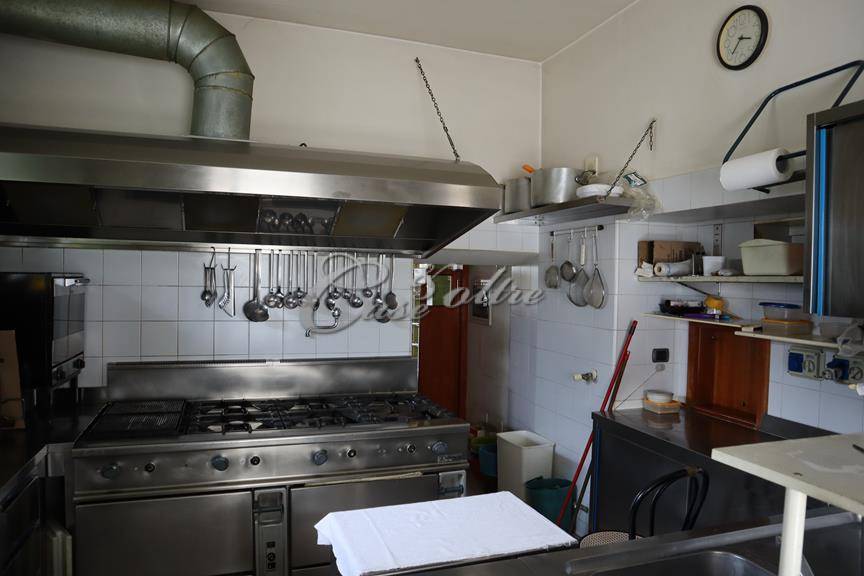 Bar/Ristorante in affitto a Cermenate, Asnago