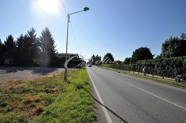 Terreno edificabile industriale in vendita a Cermenate