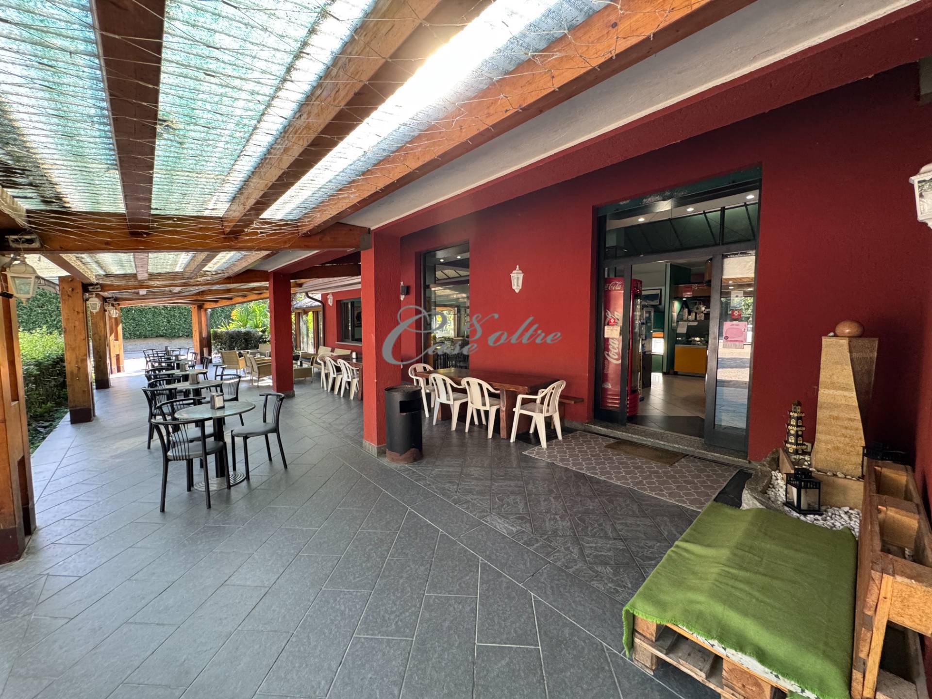 Locale commerciale in vendita a Carimate