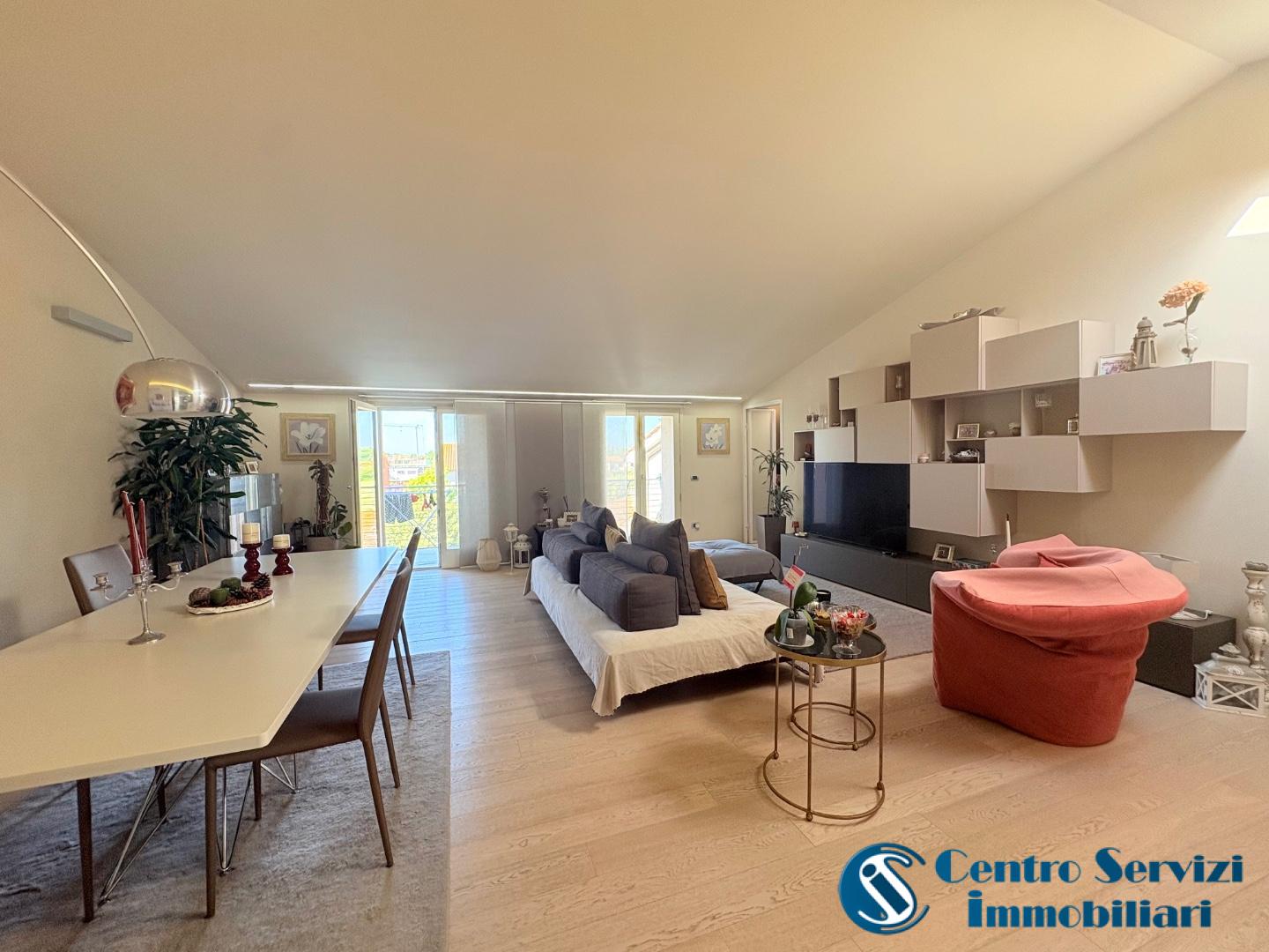 Attico con terrazzo, San Giuliano Terme ghezzano