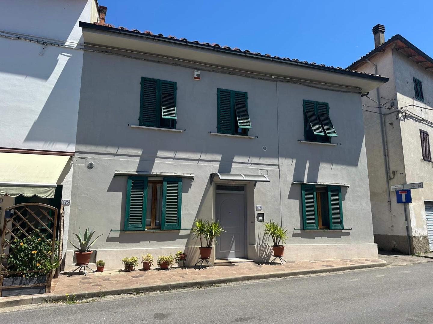 Casa indipendente in vendita, Empoli brusciana