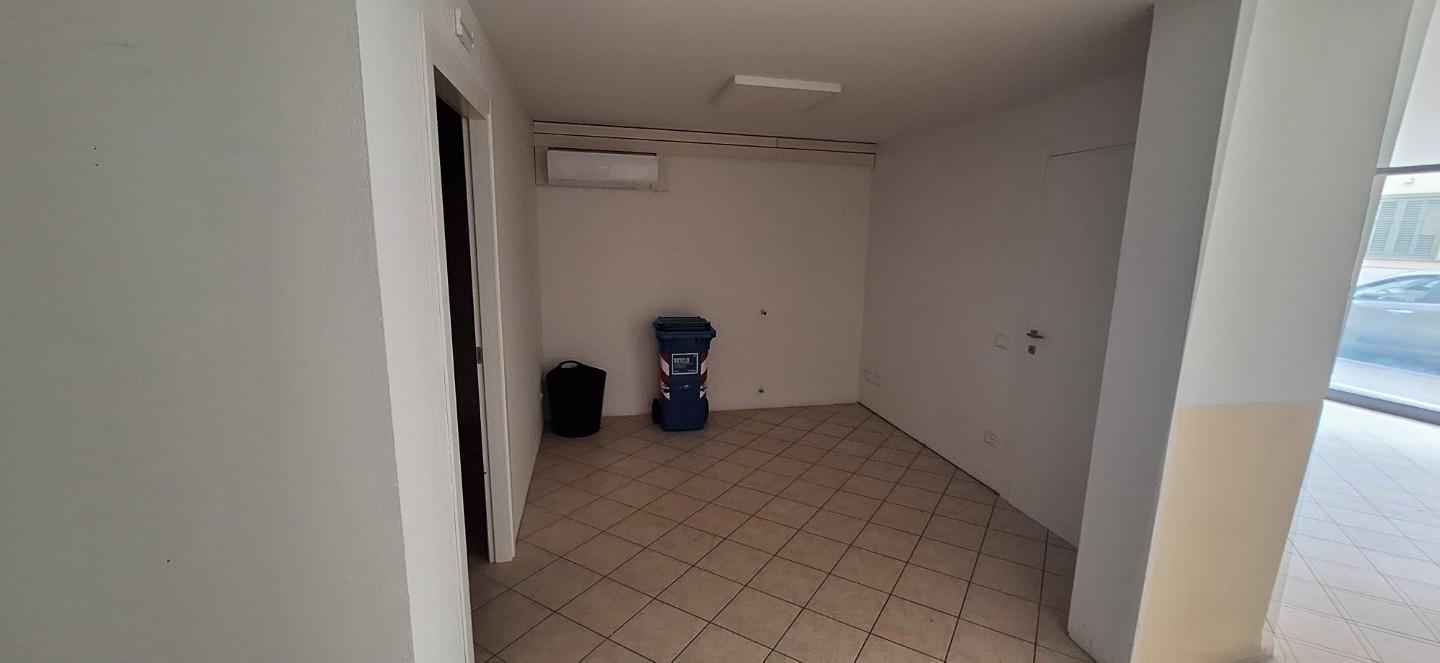 Negozio in vendita, Empoli cascine