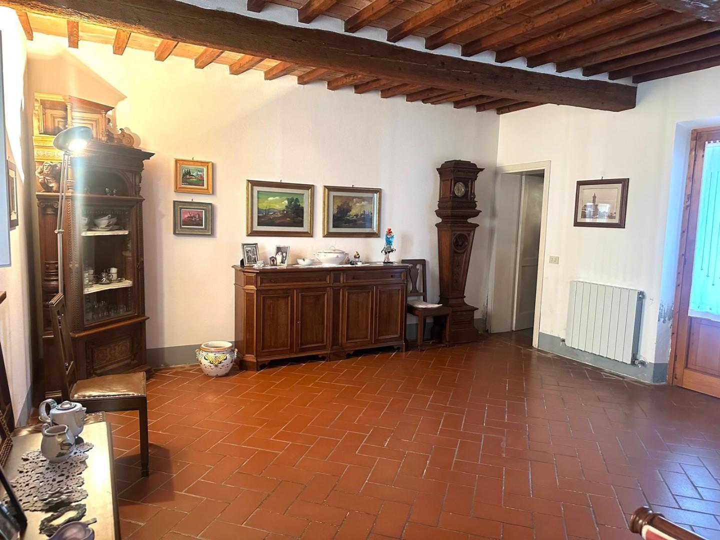 Casa indipendente con giardino, Capraia e Limite limite