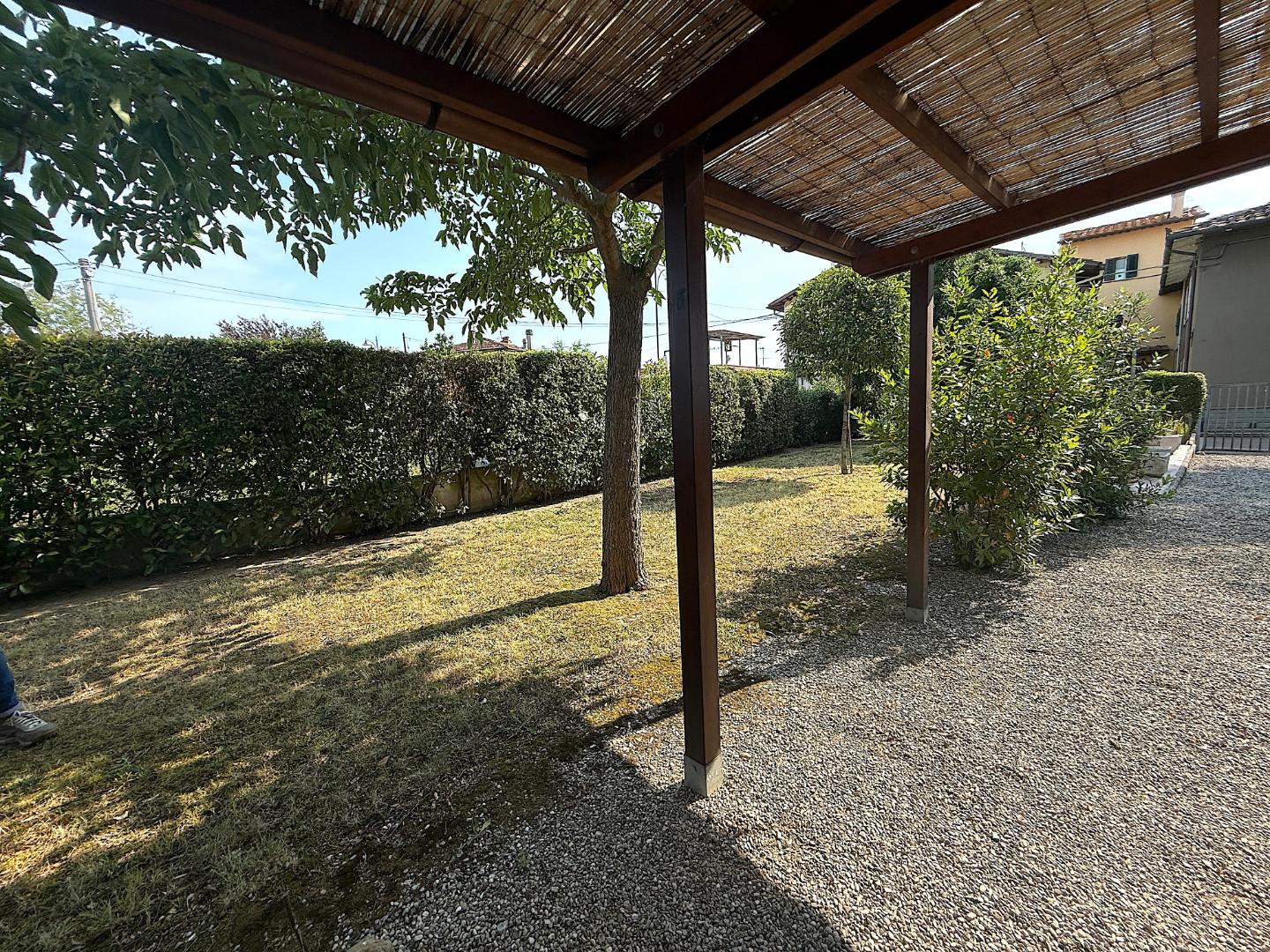 Casa indipendente con giardino, Empoli pianezzoli