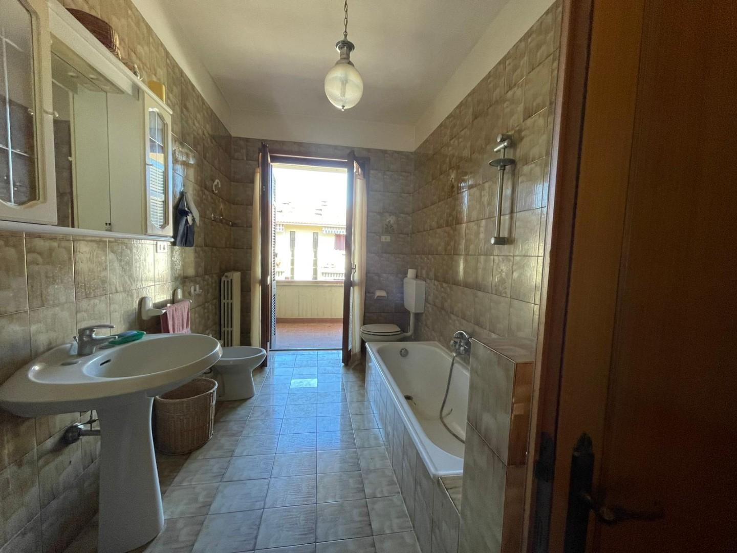 Casa indipendente con giardino, Empoli zona stadio