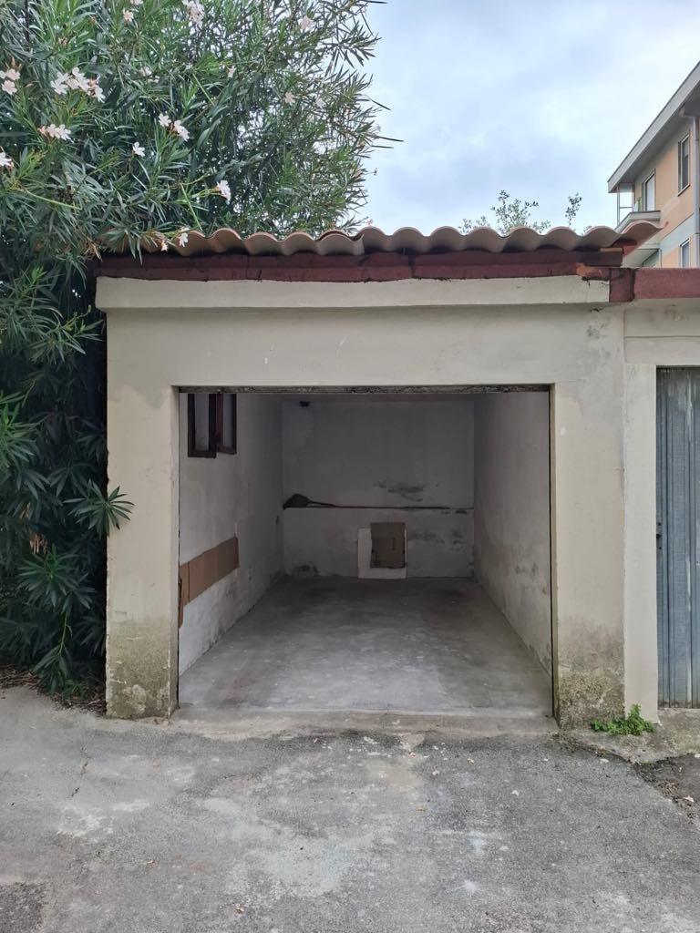 Box/Garage 15mq in affitto, Pisa san francesco