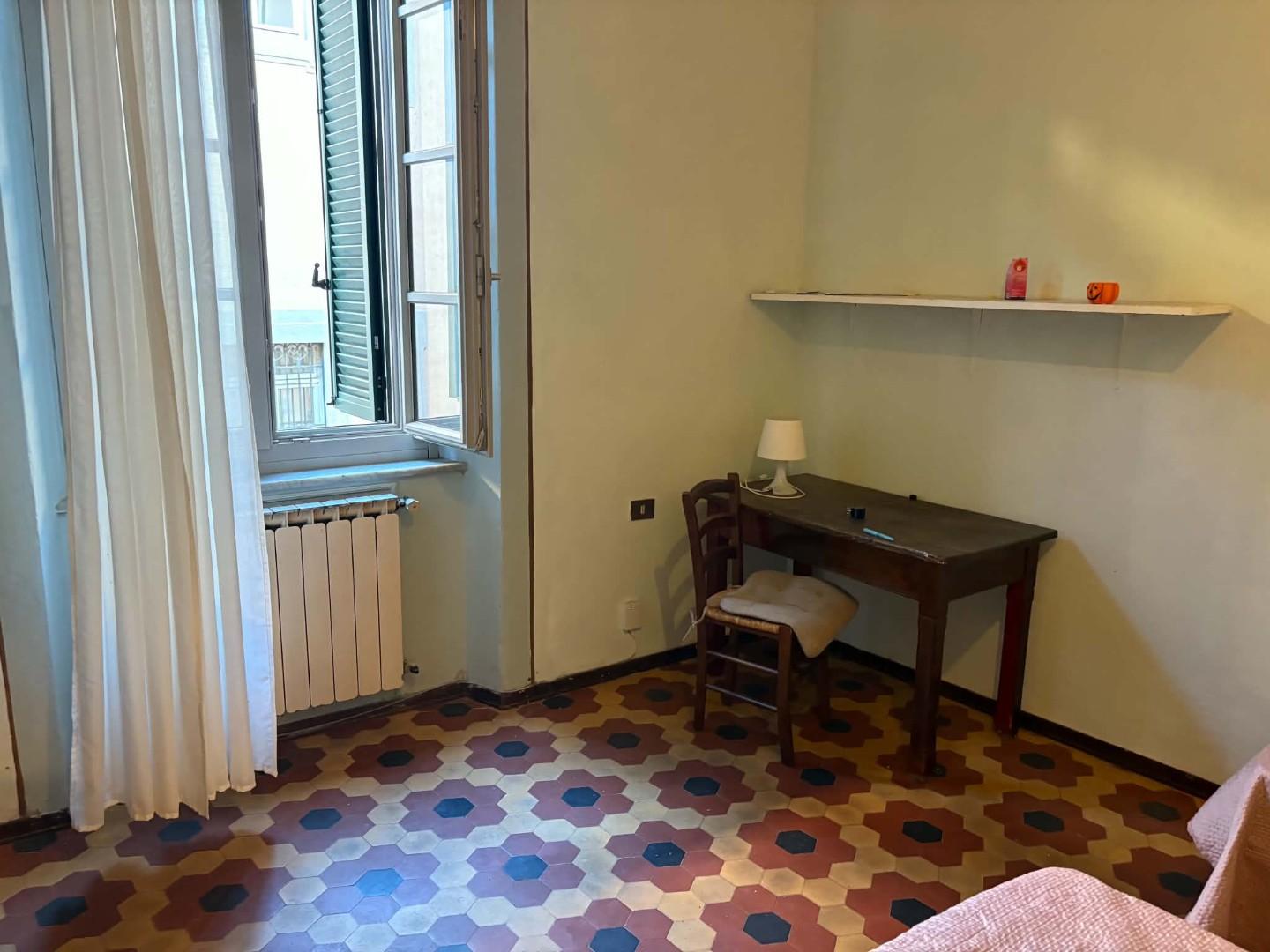 Trilocale arredato in affitto, Pisa borgo largo