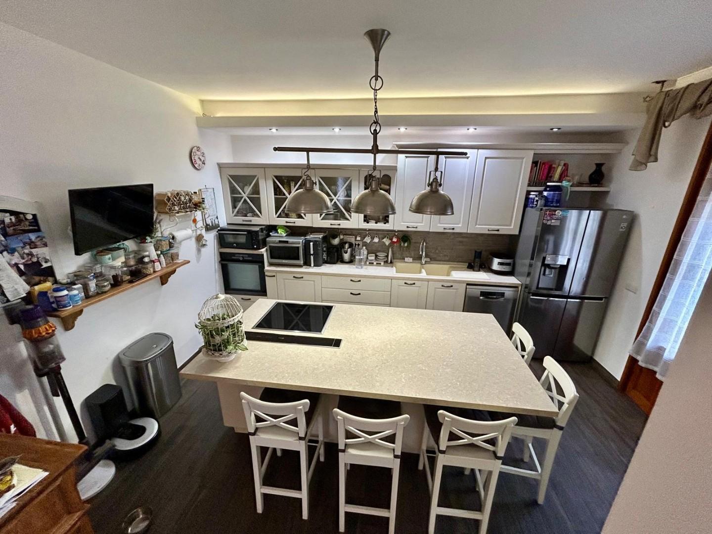 Casa indipendente con giardino a Empoli