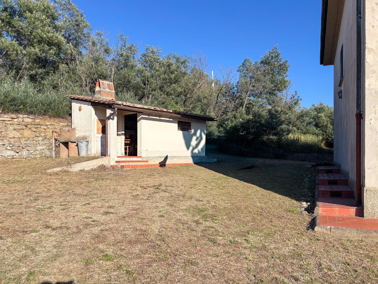 Casa indipendente con giardino a Capraia e Limite