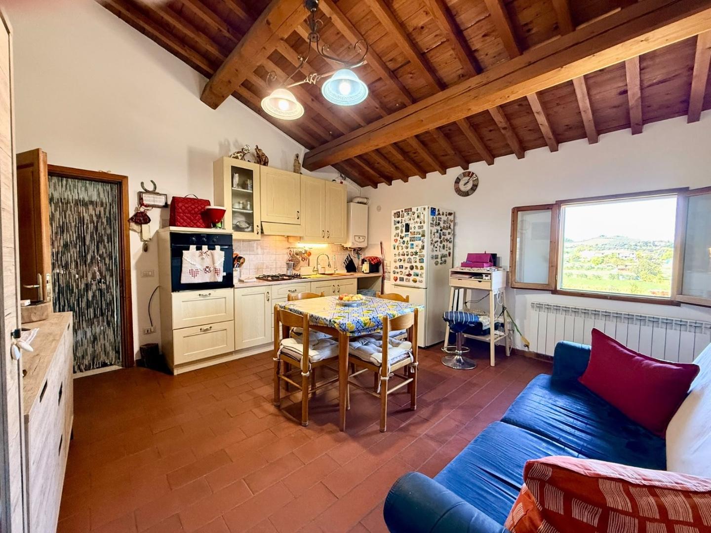 Trilocale ristrutturato, Castelfiorentino dogana