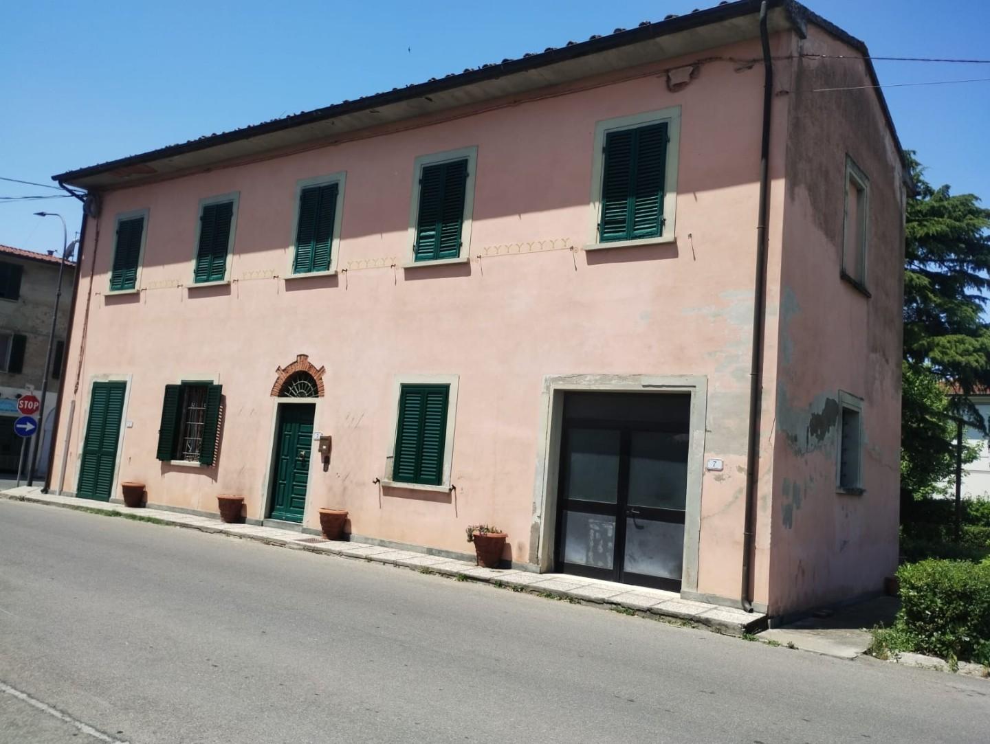 Casa indipendente con terrazzo a Capannoli