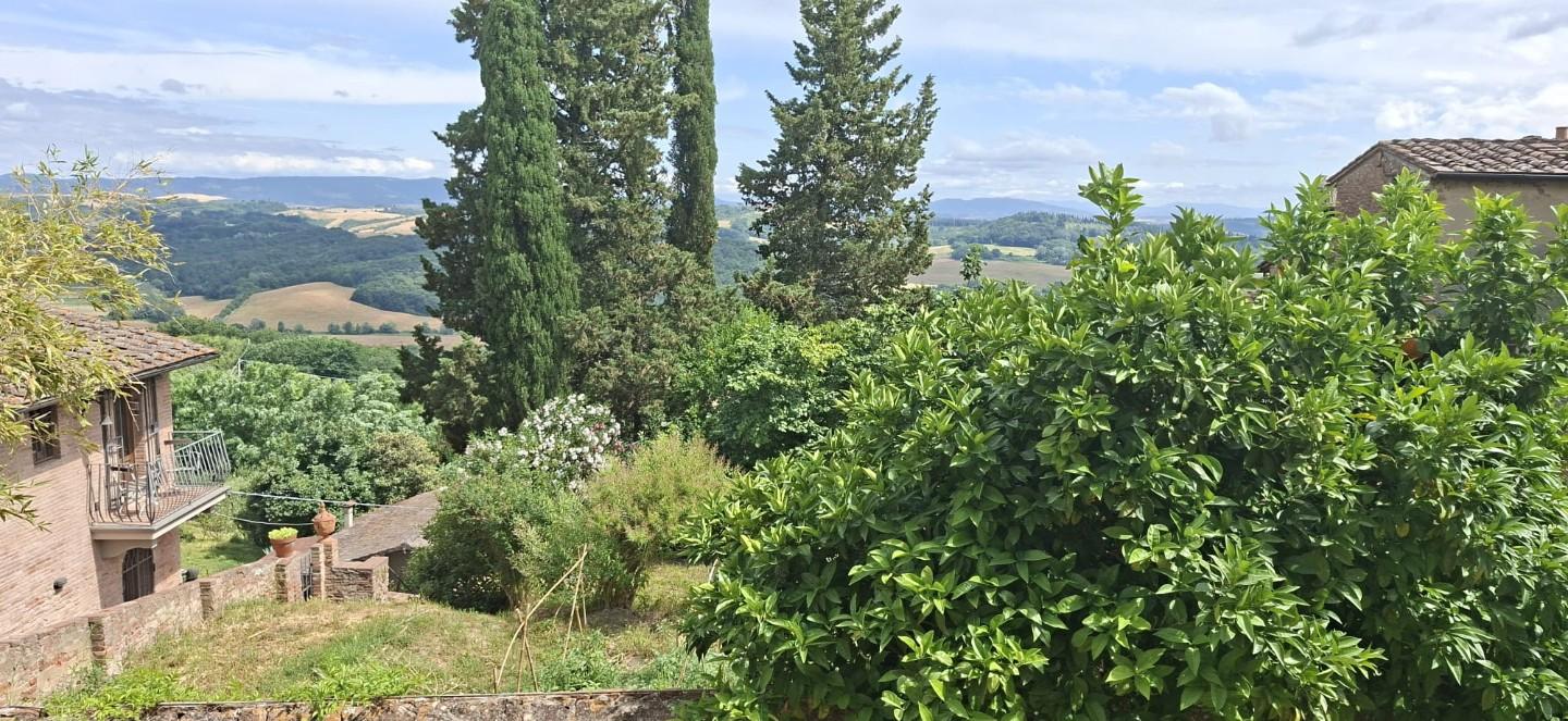 Appartamento con terrazzo, Palaia montefoscoli