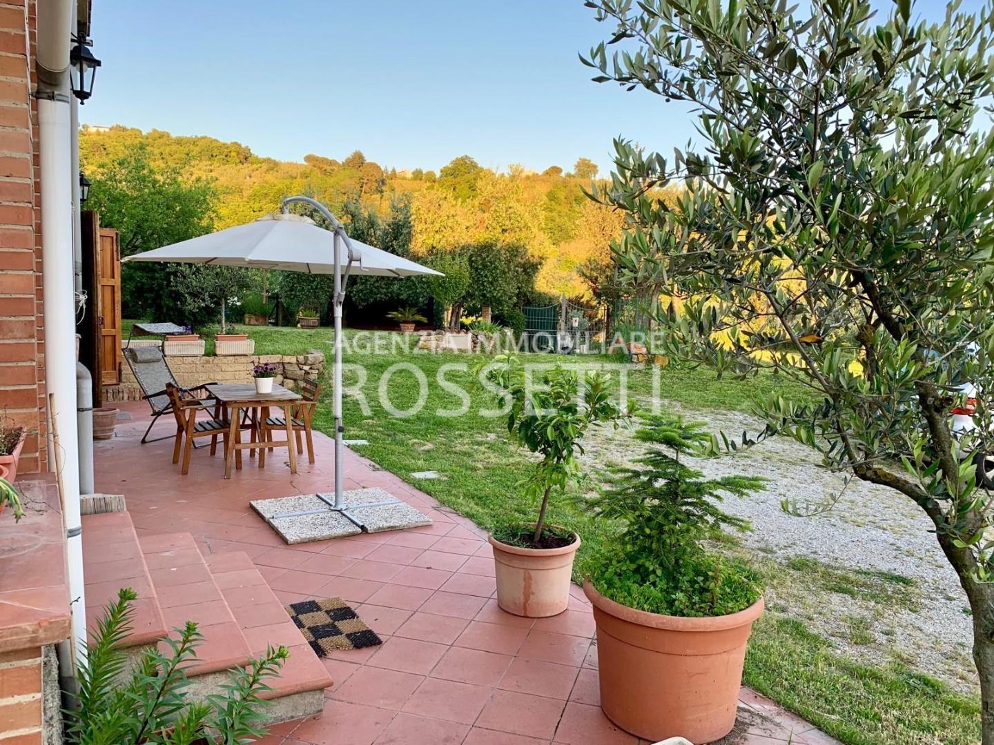 Casa indipendente con giardino a Vinci