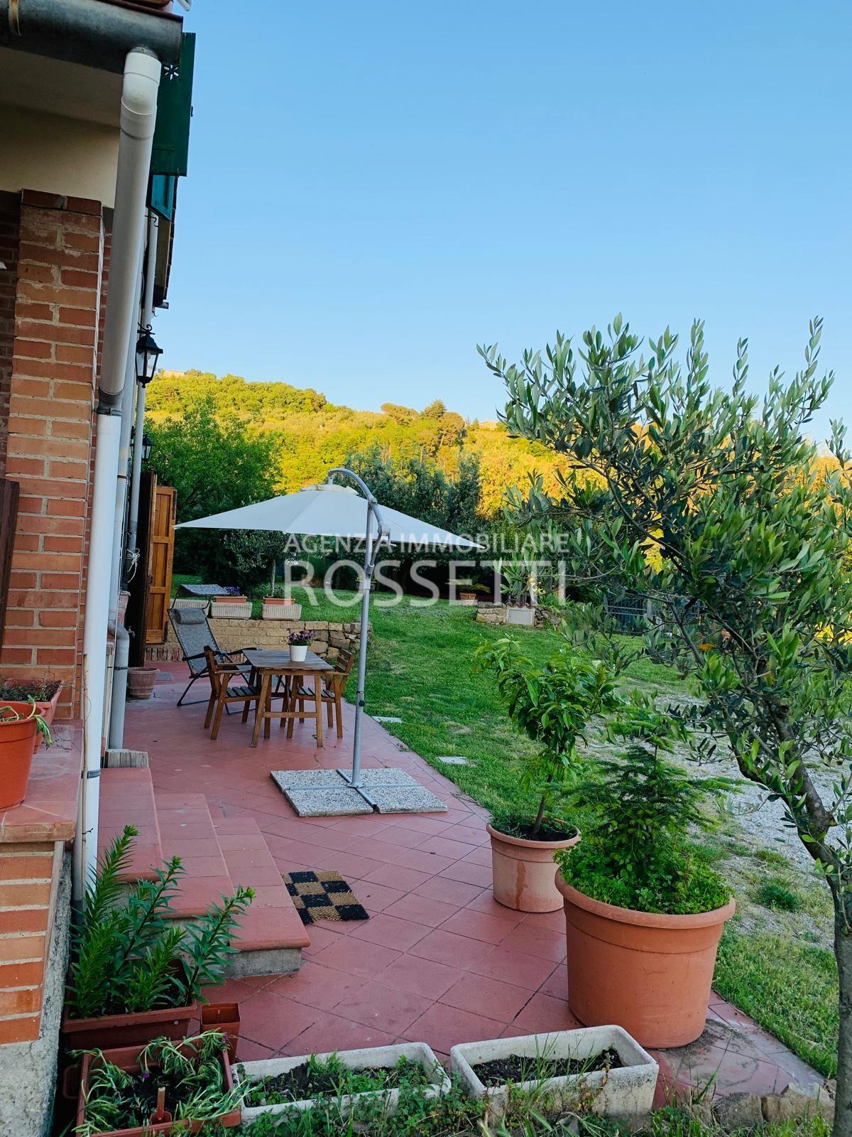 Casa indipendente con giardino a Vinci
