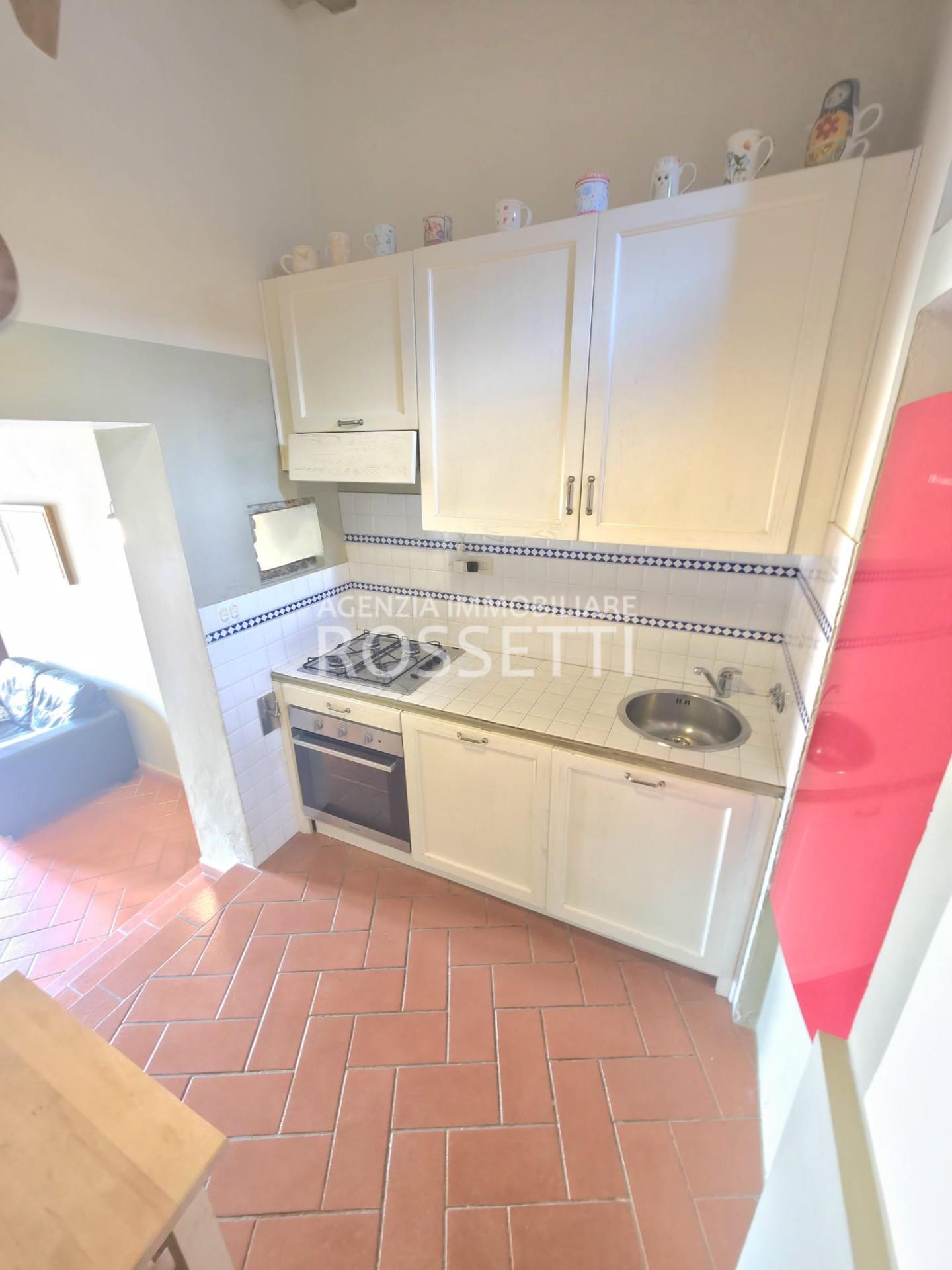 Casa indipendente arredata in affitto a Lamporecchio