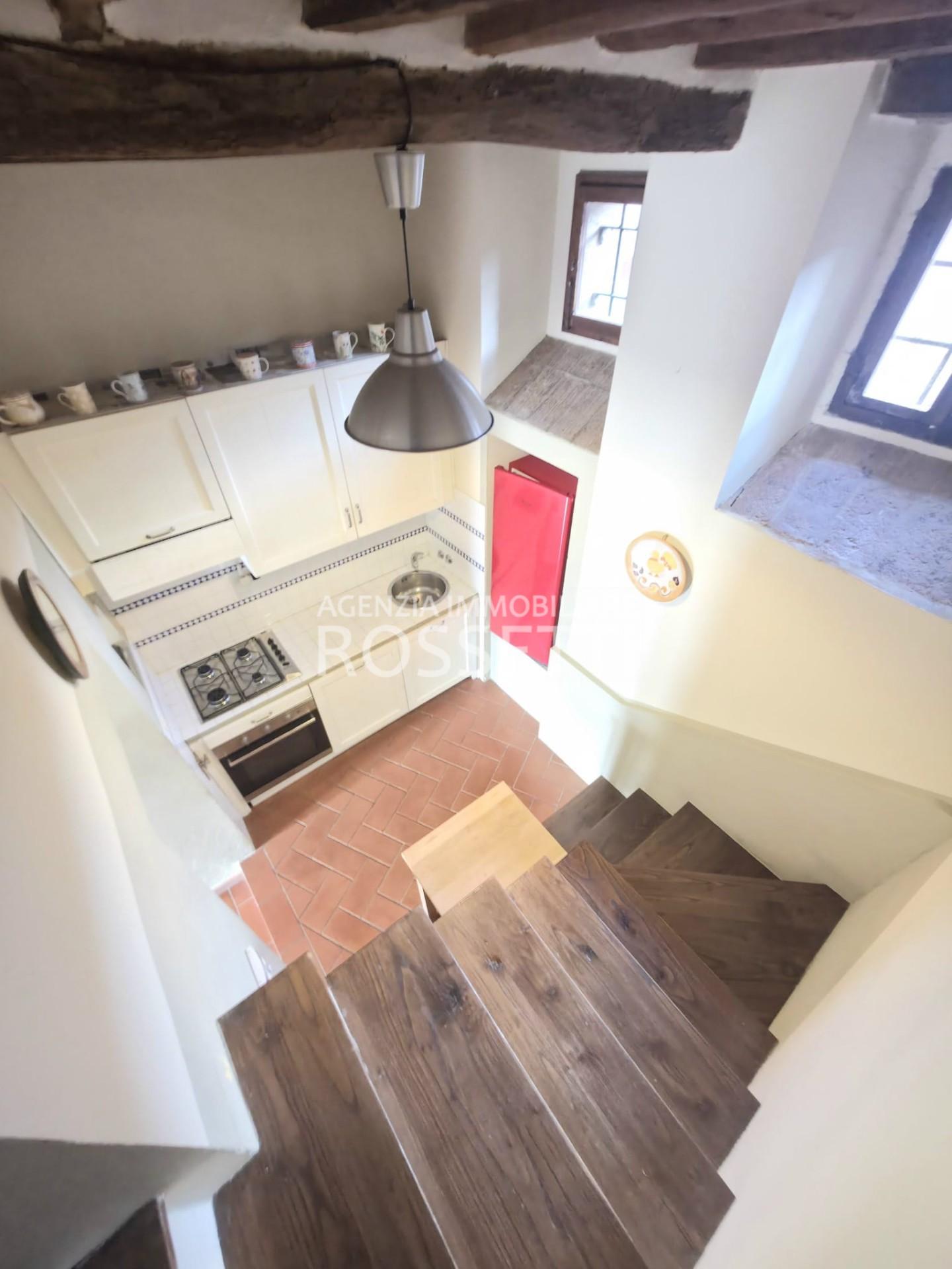 Casa indipendente arredata in affitto a Lamporecchio