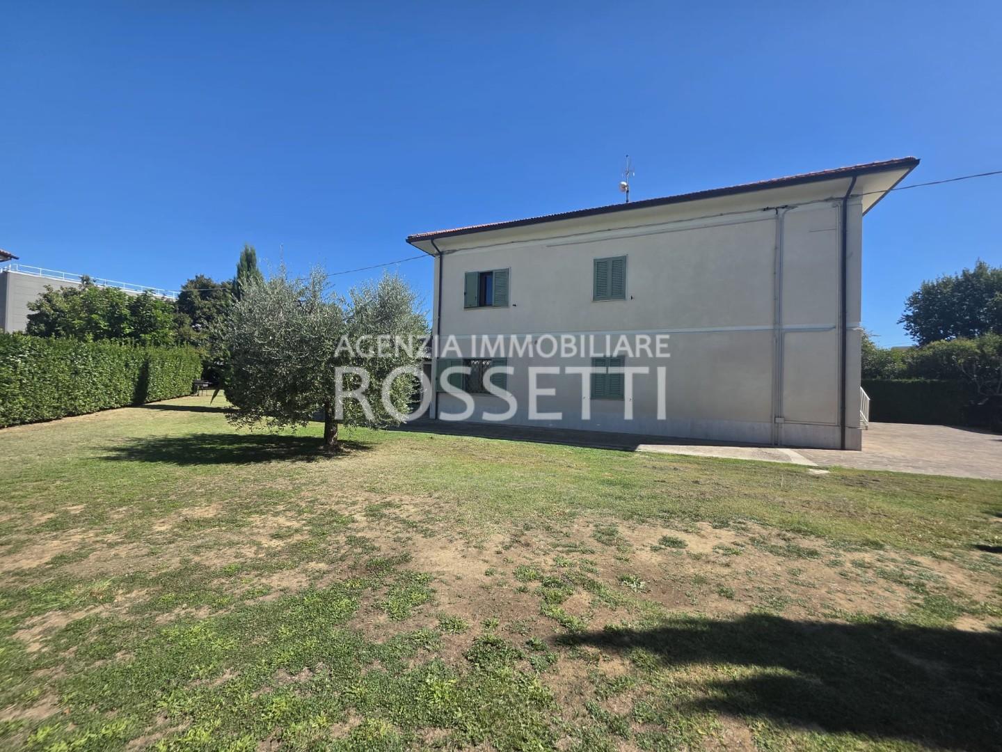 Appartamento con giardino a Cerreto Guidi