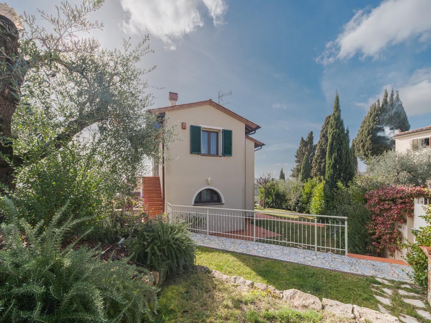 Casa indipendente con giardino, Terricciola soiana