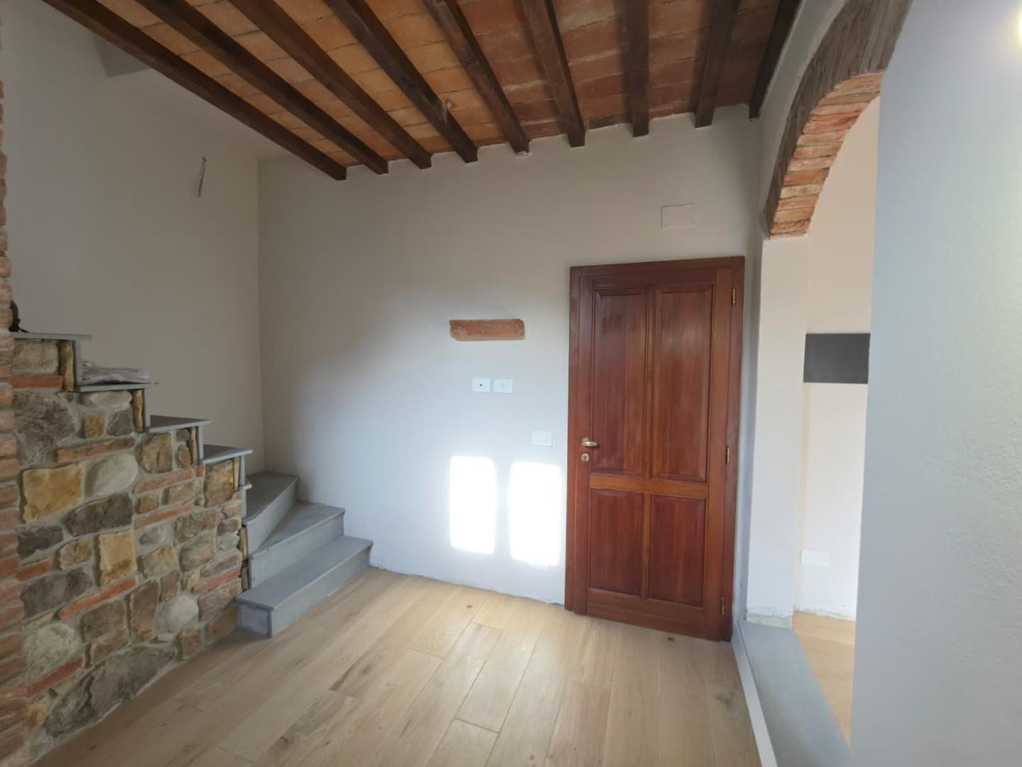 Casa indipendente con giardino a Palaia